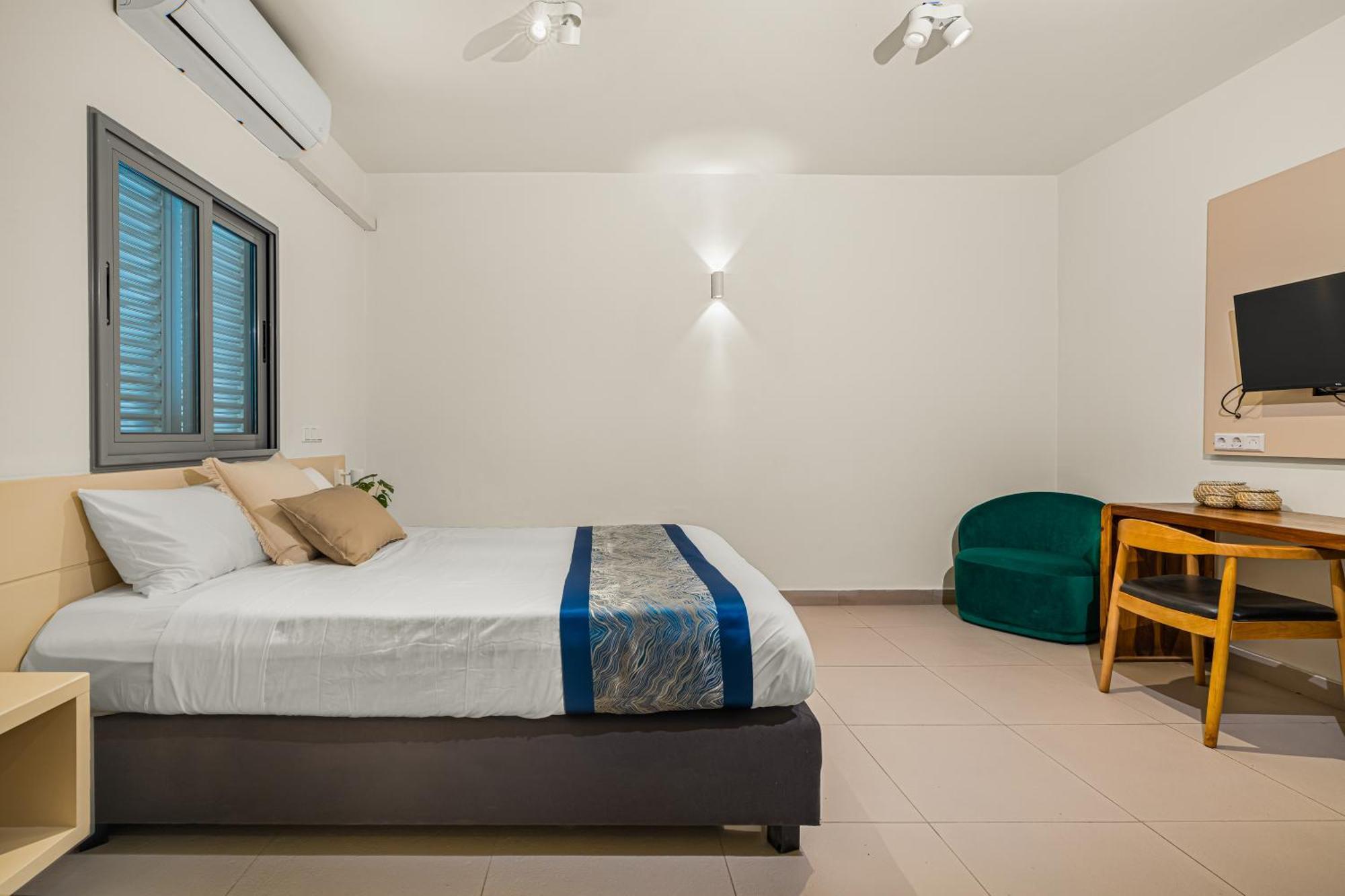 Boutique Hotel Bougainvillea 克拉伦代克 外观 照片
