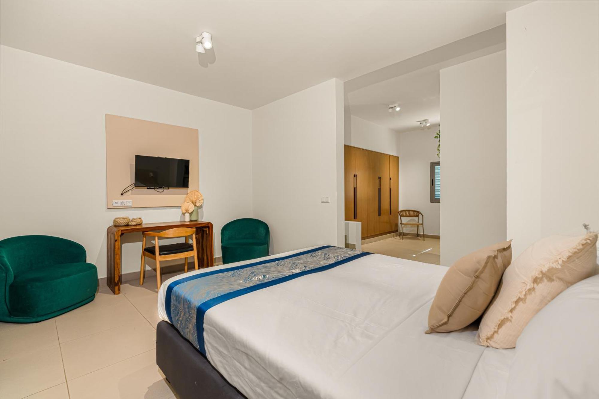 Boutique Hotel Bougainvillea 克拉伦代克 外观 照片